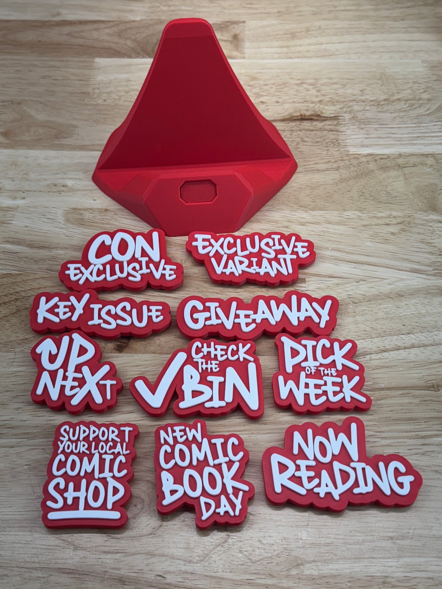 TEXT PHRASE – COMIC STAND BUNDLE – (RED)